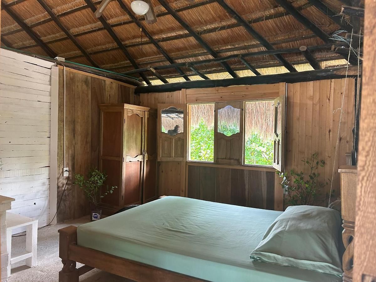 Ecohostal Tierra Bomba Retreat Playa Pensión